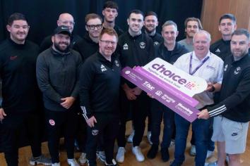 Antrim Eagles 'sign up' to support deaf teammates
