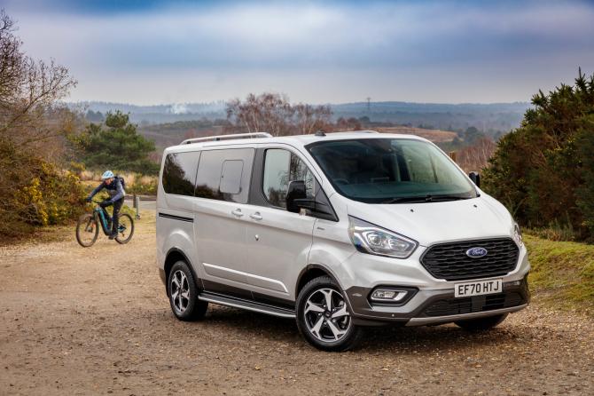 FORD TRANSIT CUSTOM RANGE IS FAVOURITE AMONG VEHICLE BUYERS