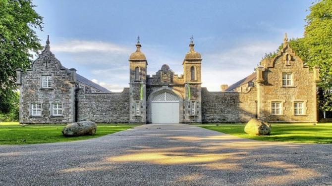 Did Victor come face to face with the White Lady?