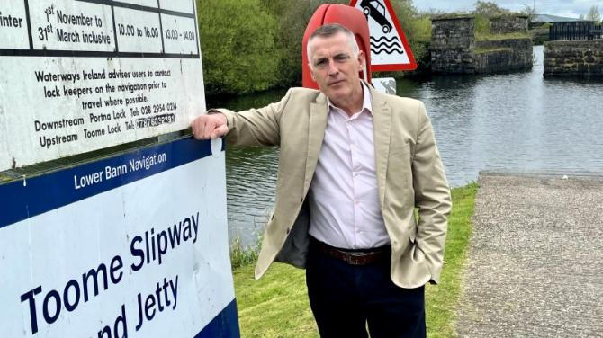 Lough Neagh consultation launched - amid concerns over ownership, algae and fishing