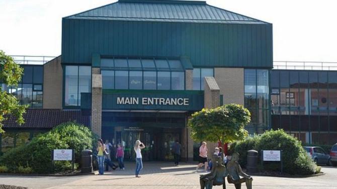 Two HMOs 'for doctors' approved, despite concerns