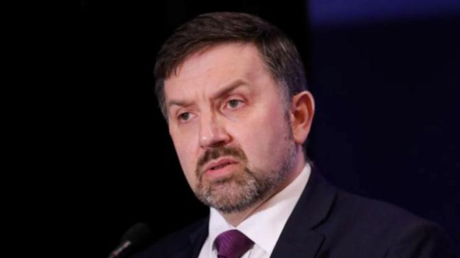 MP calls on DFI to make roads around airport a priority